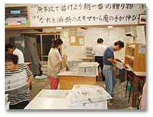 朝の作業はチームワークが肝心